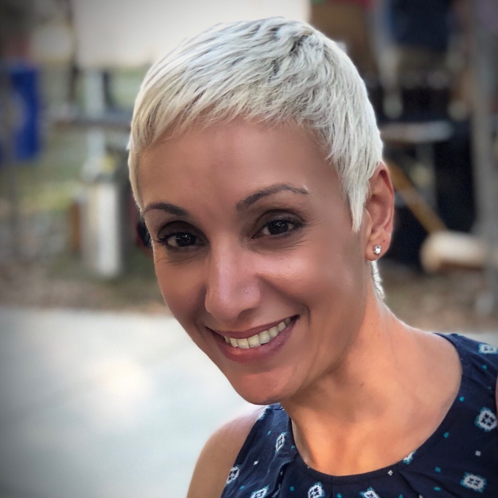 Meet your Posher, Nada